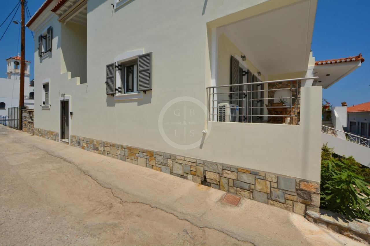 Apartment Chrysilia
