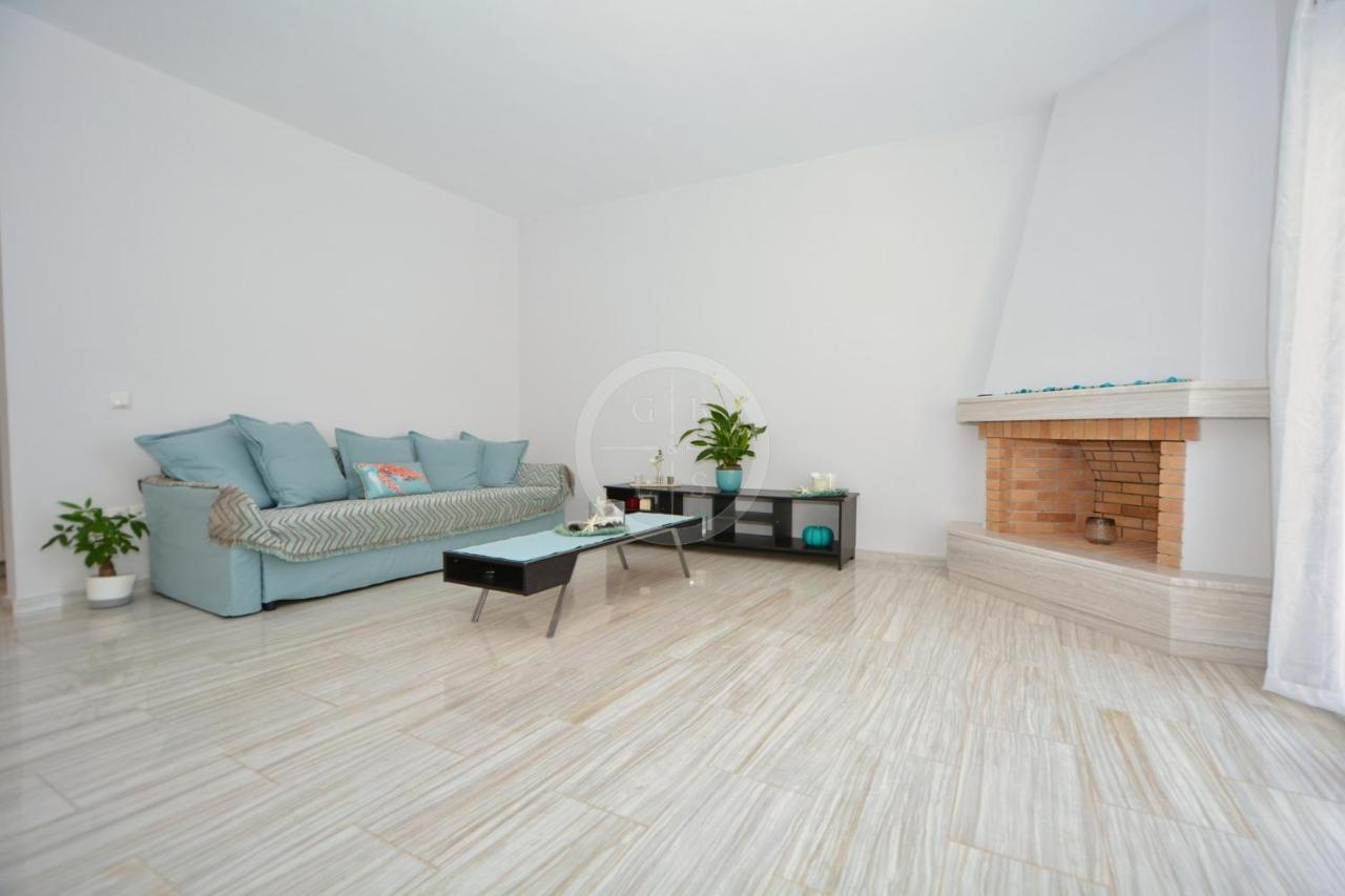 Chrysilia Apartament